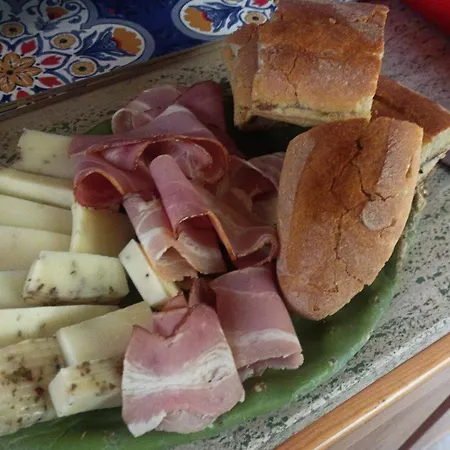 Ninni 3* Castelbuono (Sicily)
