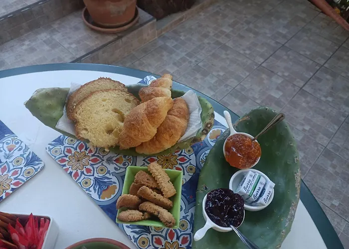 Ninni 3* Castelbuono (Sicily)