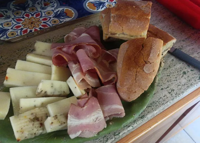 Ninni 3* Castelbuono (Sicily)