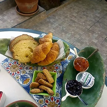 Ninni Bed and Breakfast 3*