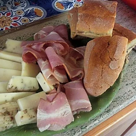 Ninni 3* Castelbuono (Sicily)